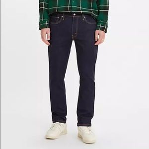 NWTs Levi’s 511 slim fit dark wash jeans 28 x 32